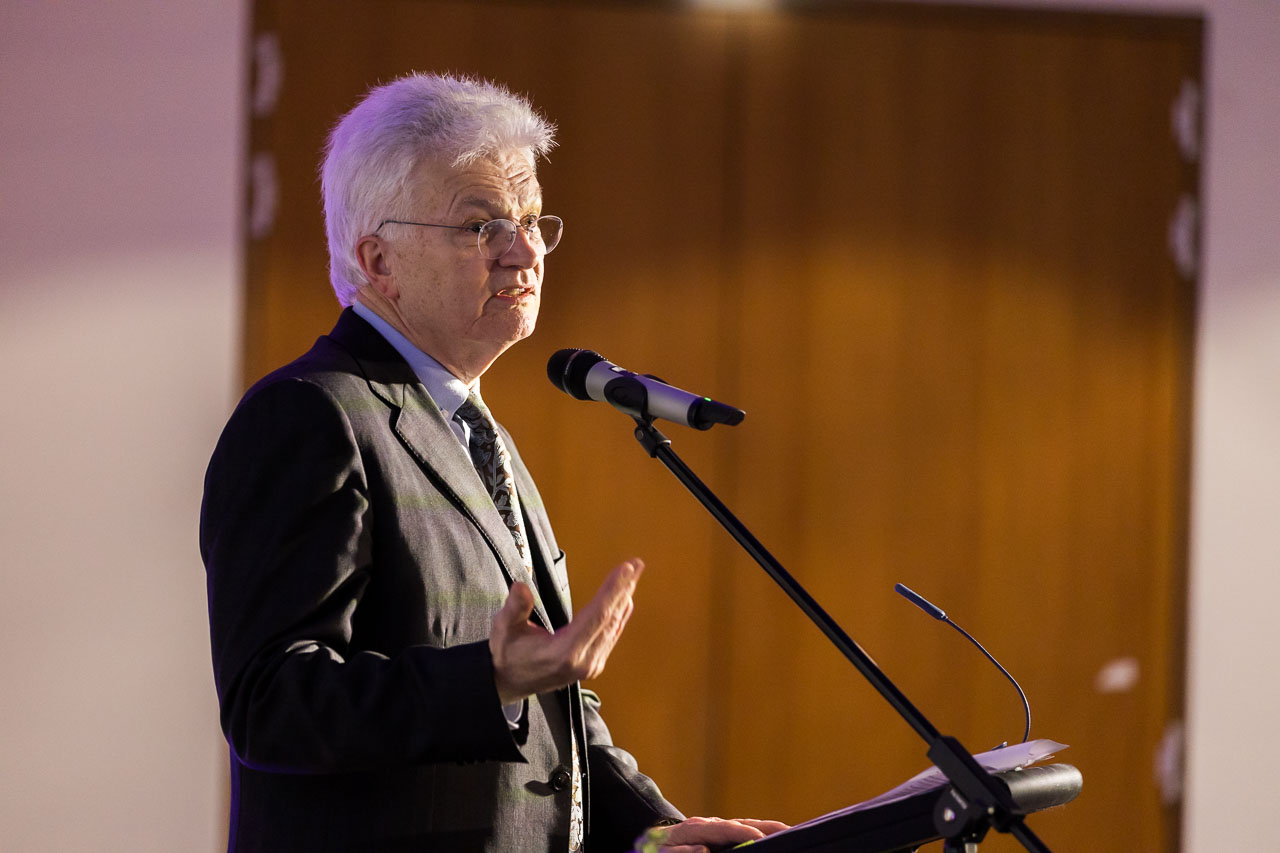 Interim Vice-Chancellor Professor Glyn Davis AC reflecting on Kwong’s legacy