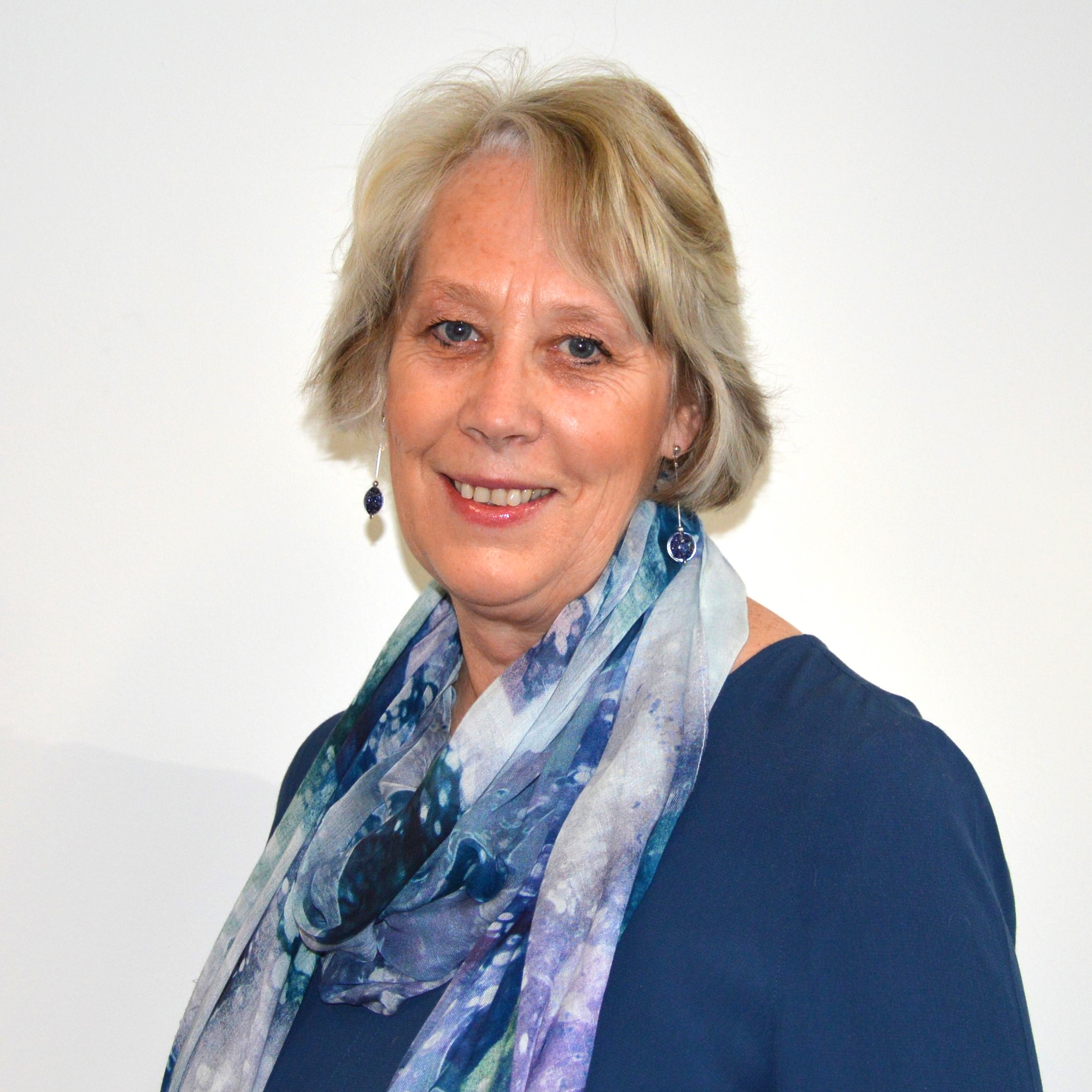 Profile picture of Lynn Davie